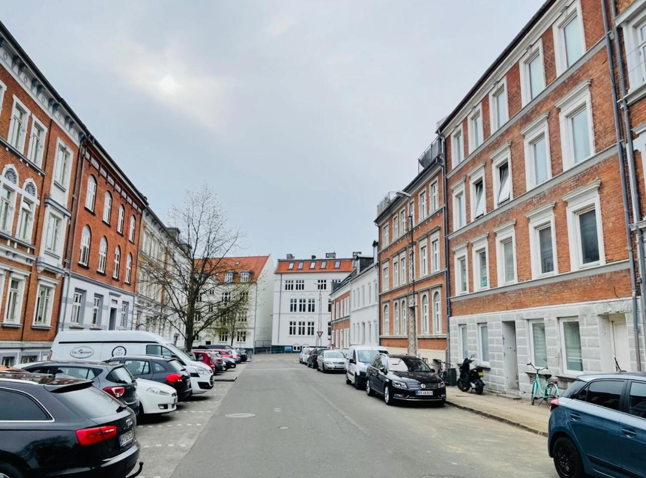 Scandinavian Apartment Hotel -Lunden 2- Central 2 Room Apartment Horsens Exterior foto